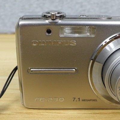 Olympus Digital Camera FE-320 8.0 MP Silver FOR PARTS OR REPAIR