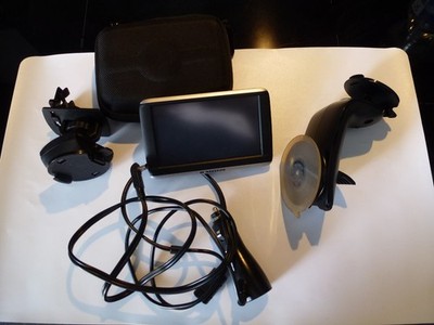 NAVIGON Flow 42 Plus Navigationssystem  4,3 Zoll Display Europa 44 TMC
