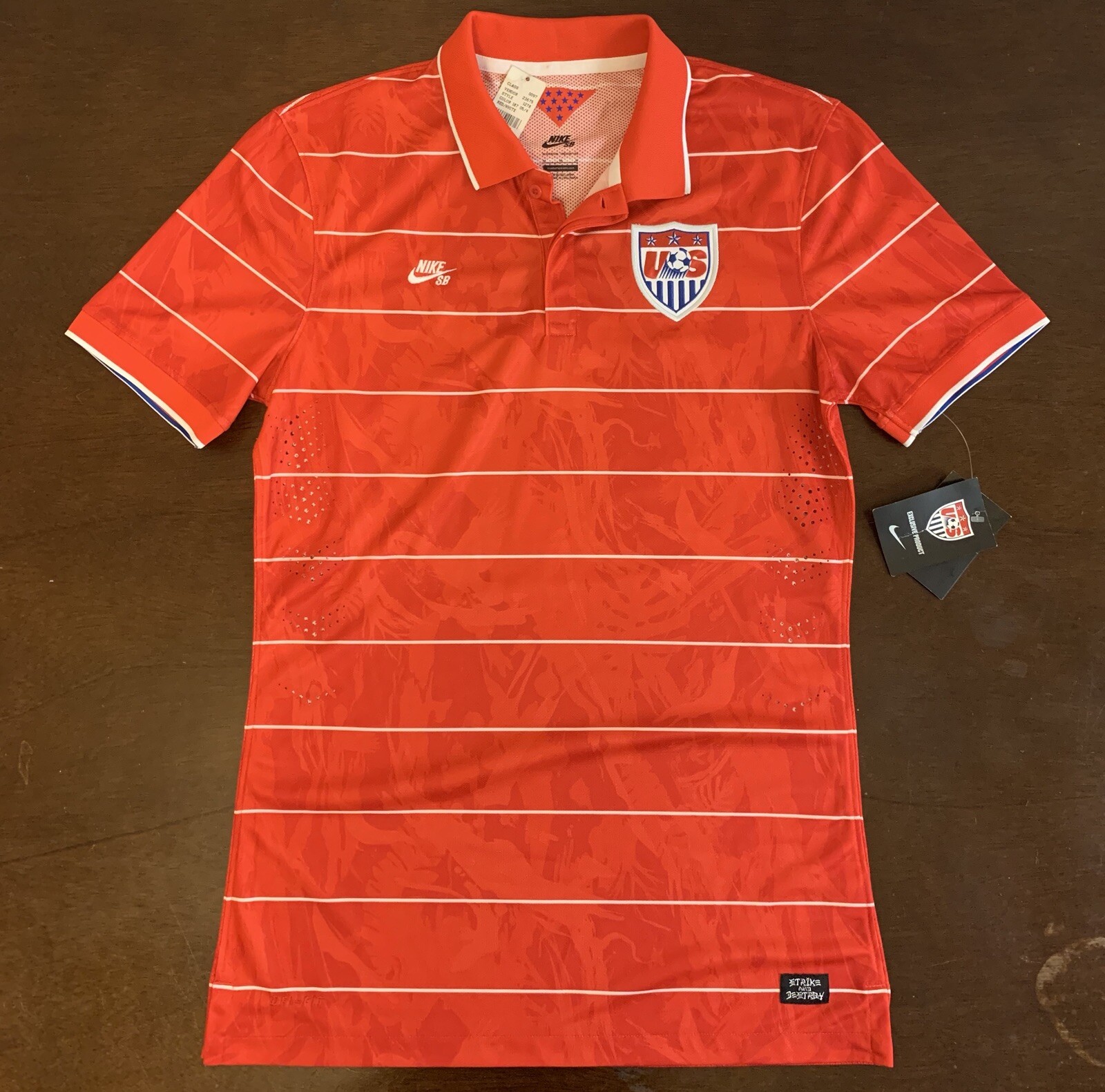 Rare Nike SB USA USMNT Futbol Soccer Jersey