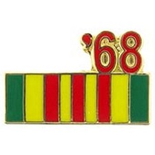 1968 VIETNAM SERVICE RIBBON LAPEL OR HAT PIN