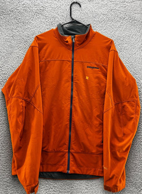 Patagonia Men s Large Orange Softshell Jacket Polartec Windbloc Logo Full Zip