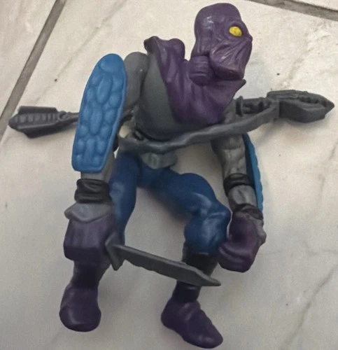 Vintage FOOT SOLDIER Figure 1988 Playmates TMNT. WITH ACCESSORY!