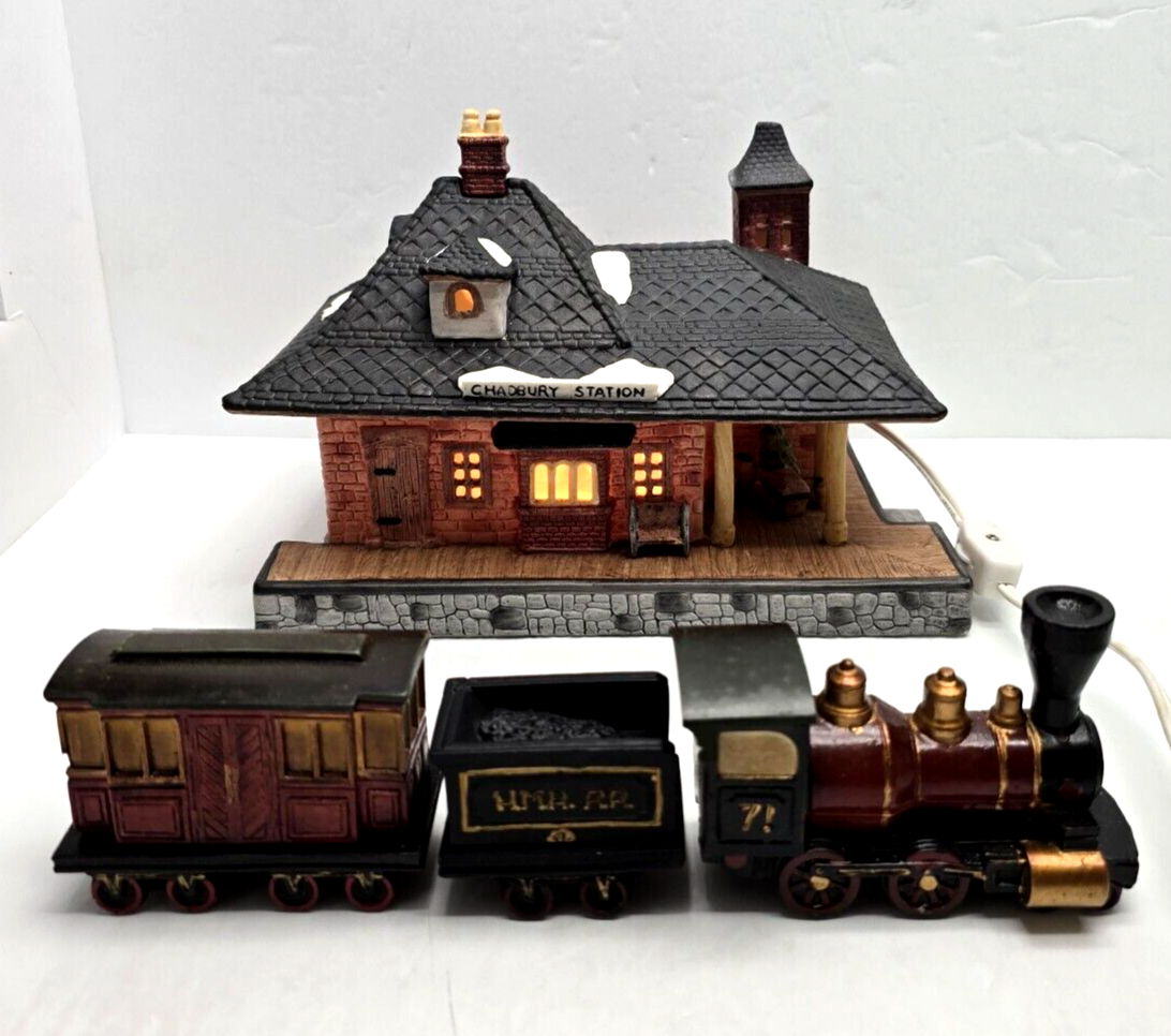 DEPARTMENT56｜HERTAGE VILLAGE COLLECTION Department 56 Heritage Village Chadbury Station and Train, Set of