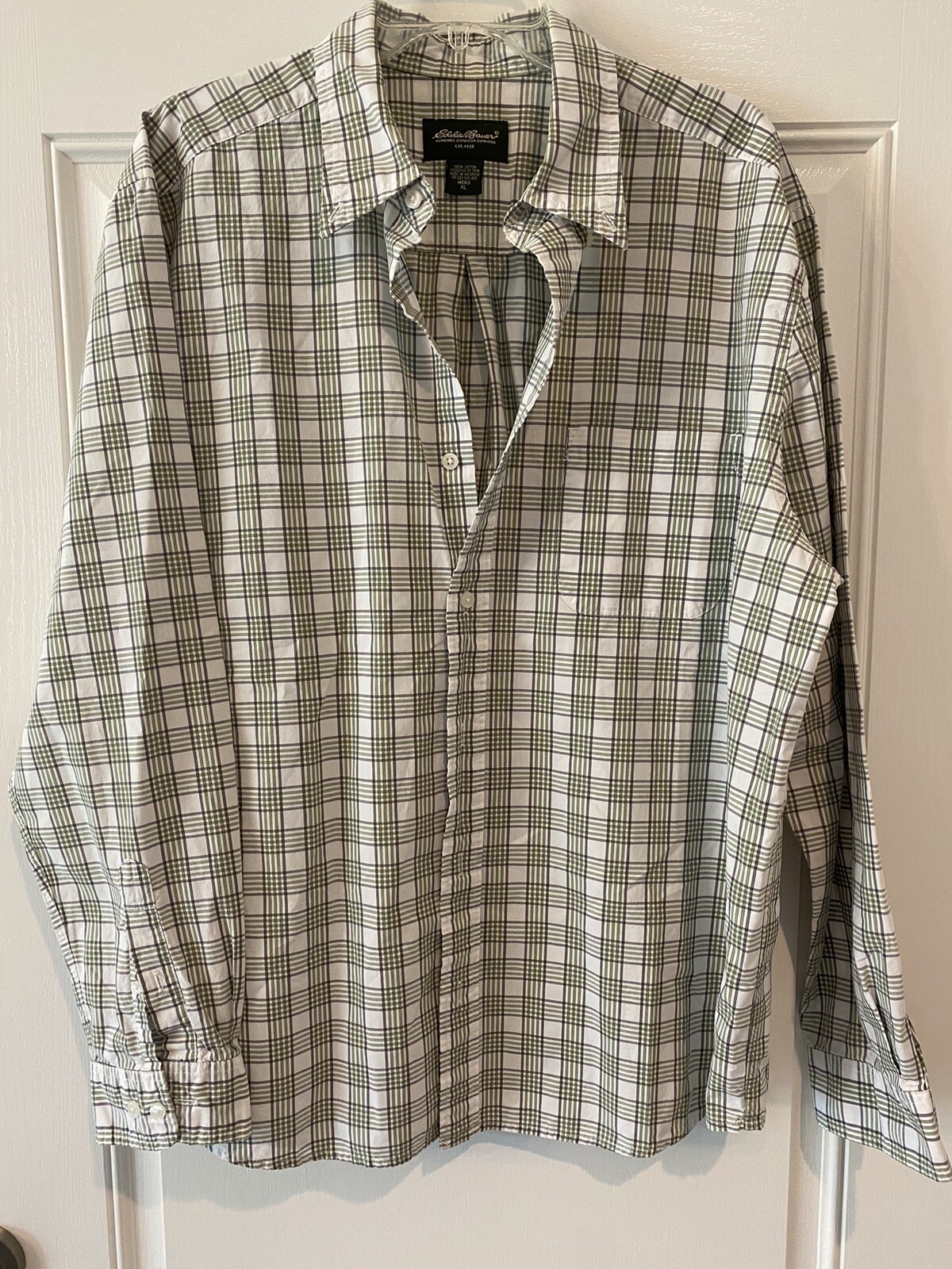 Eddie Bauer Men's XL Long Sleeve Plaid Button-Down Shirt in Green & Gray