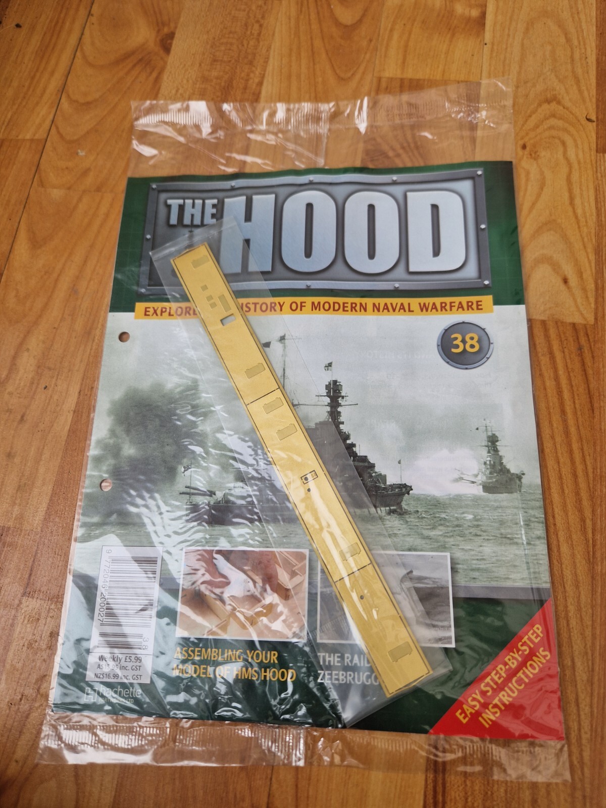 ISSUE 38 HACHETTE BUILD THE HMS HOOD MODEL SHIP 1/200 WW2 BATTLE CRUISER