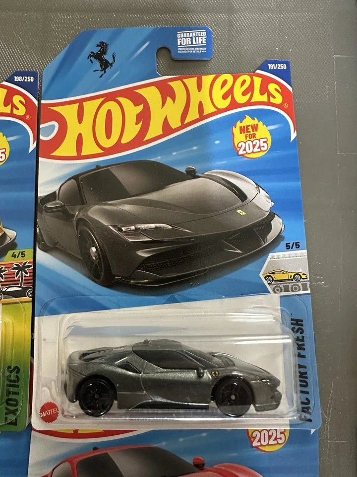 Hot Wheels Ferrari Mainlines 2025 - Lote de 6 - SF90 | F40 | 365 GTB4 amarillo, rojo Foto 4 de 4