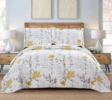 Floral Quilt Set - Queen Size Reversible Bedspread & Coverlet with Pillow Sha...
