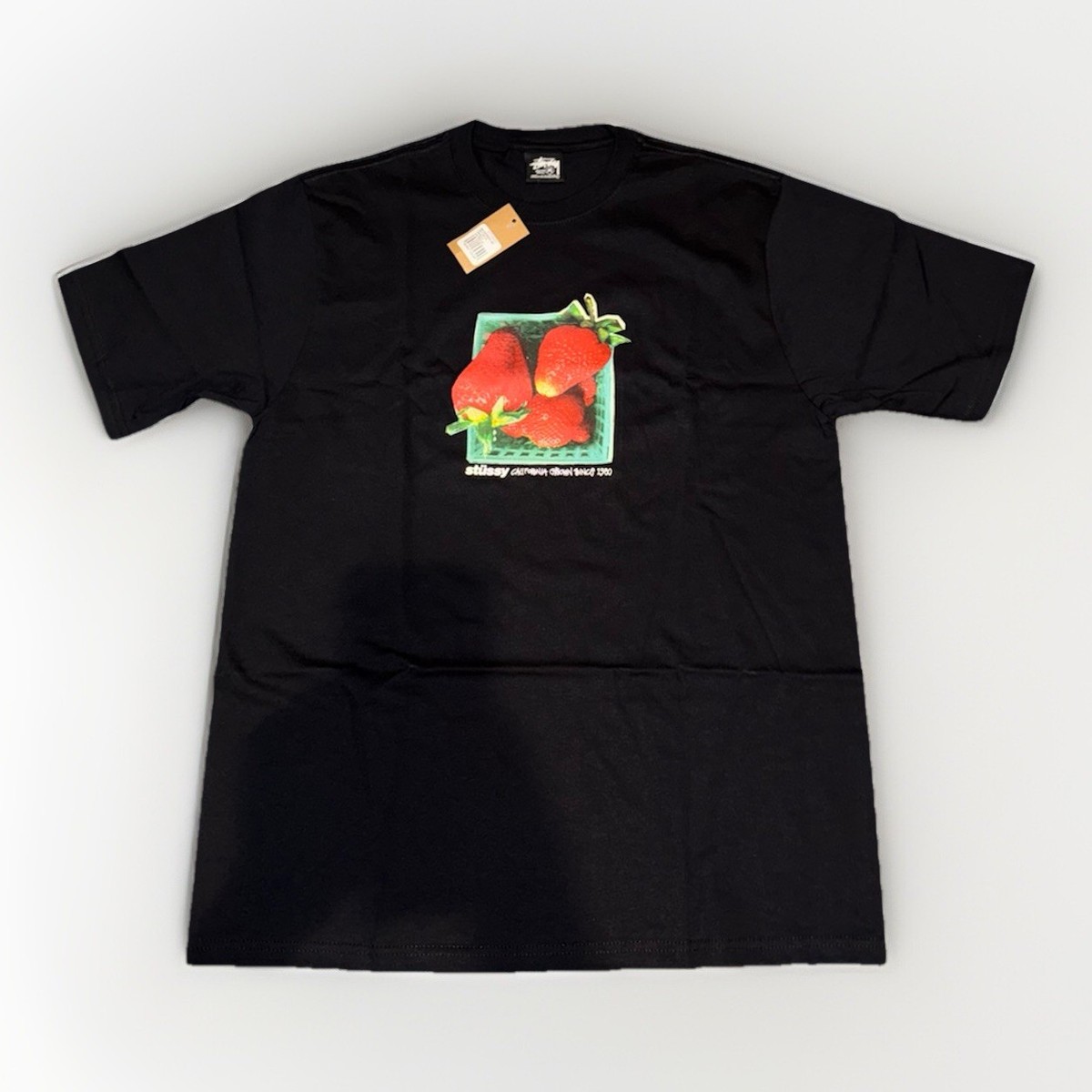 【レア】stussy Berris Tee 25SS ブラック　M Stussy “Berries” Tee - Medium -Black - New With Tags
