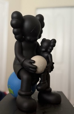 2025 KAWS Holiday Thailand Limited Edition Black || Mint Condition