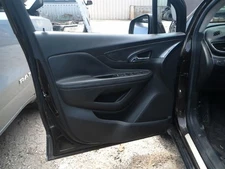 ENCORE    2018 Front Door Trim Panel 104868176