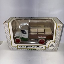 1:38 ERTL 1926 MACK BULLDOG "WINN-DIXIE'" DIECAST TRUCK w/CRATES -BANK. USA 