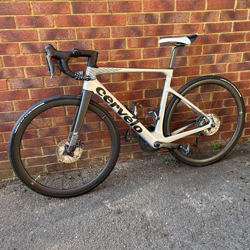 CERVELO Caledonia 5 Ultra Di2 Road Bike 54 cm. 2021
