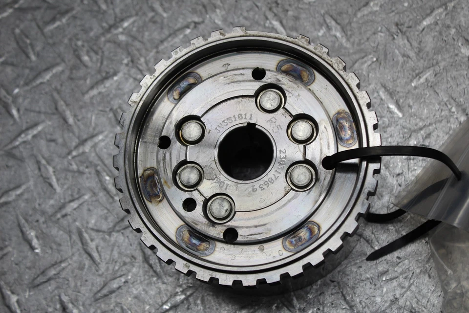 Husqvarna Vitpilen 401 2020 estator magneto alternador generador volante rotor Foto 2 de 4