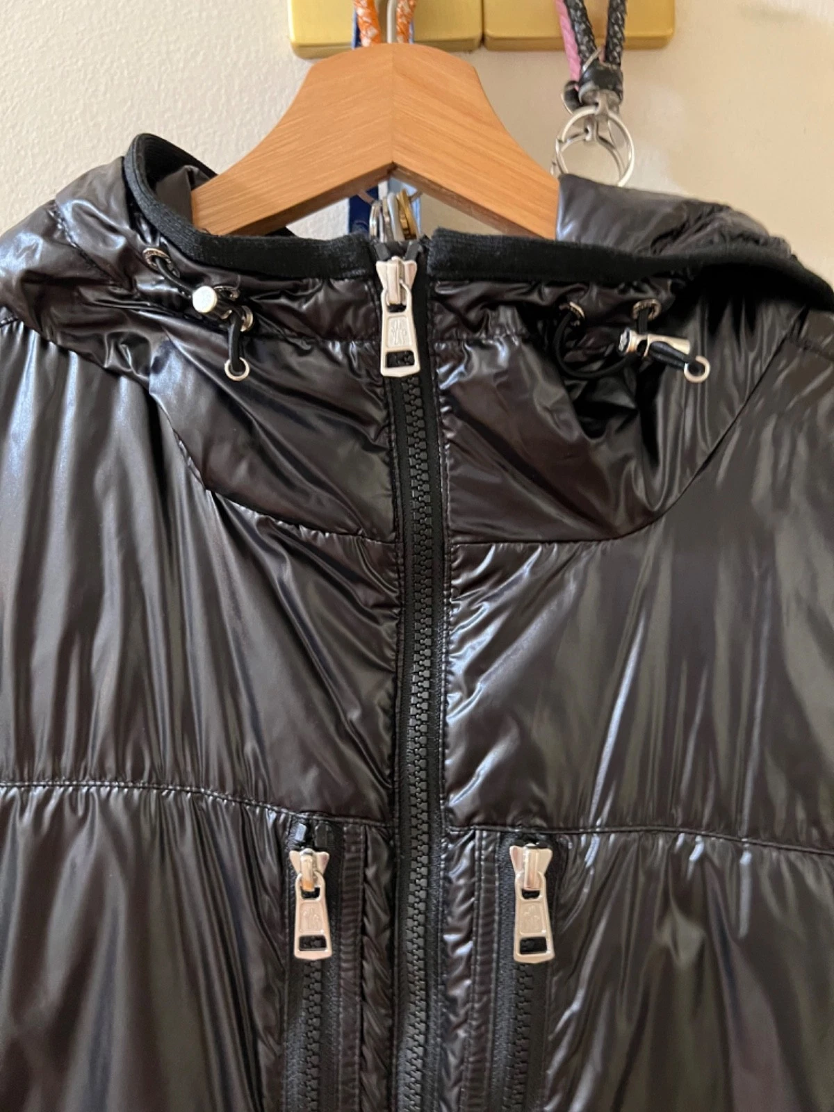 Moncler Lafond Black Nylon Down Jacket Men's Size 2 Hooded Glossy Puffer Jacket - product detail image 3