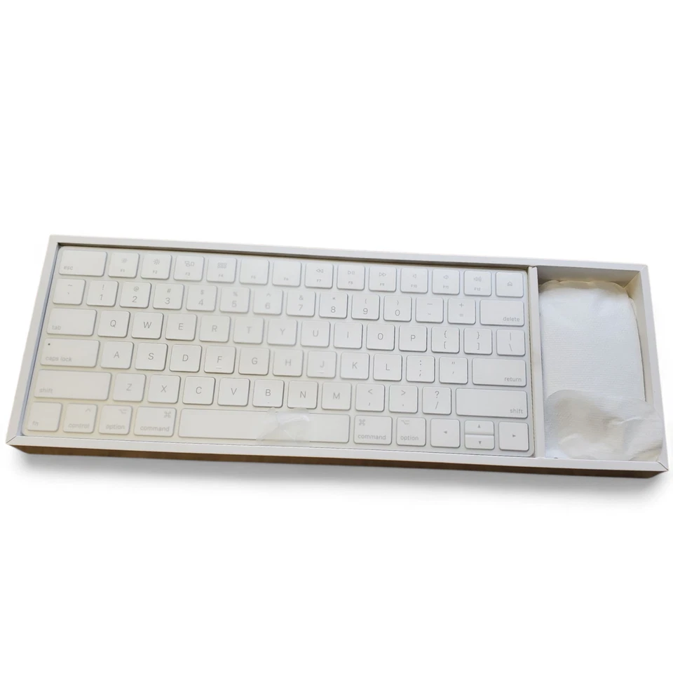 Apple A1644/A1657 Magic Keyboard 2 and Magic Mouse 2 Wireless Kit - White - Image 2 of 4