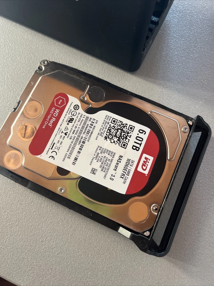 Synology Diskstation DS-213+ NAS + 2 Dischi 6TB WD Red - Immagine 3 di 3