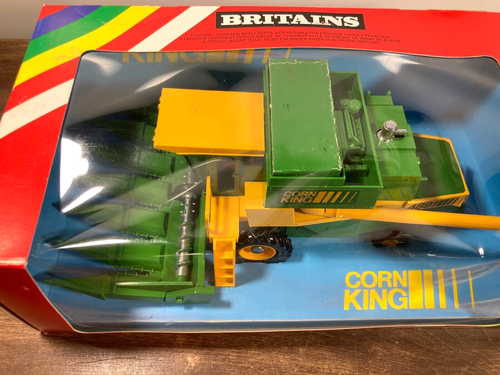 Britains CORN KING 4891 Combine Harvester MAIZE HEAD # 9576 NOB Tractor 1980 - Picture 12 of 15