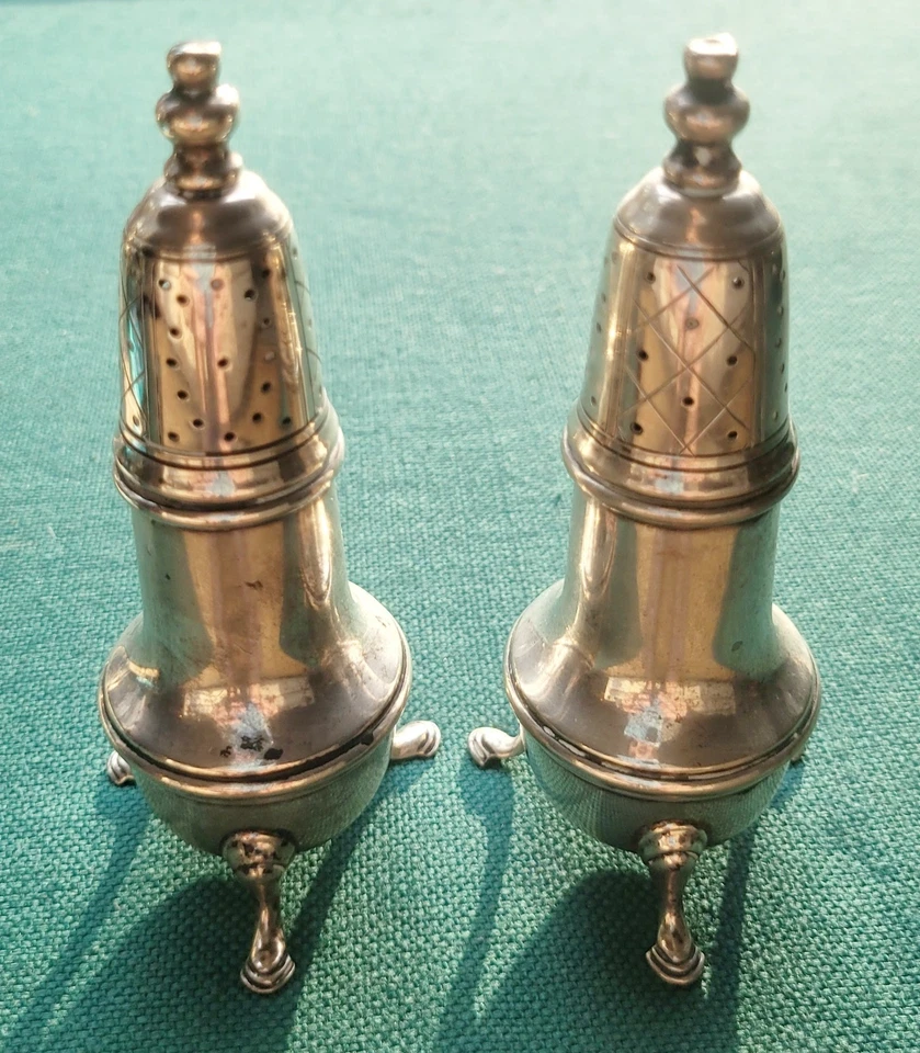 Muffineers Watson Sterling Sugar Casters, par de patas, marca de león, trípode de 3,84 oz Foto 4 de 4