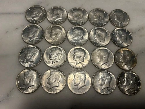 20 Kennedy 1968 D Half Dollars 40% Silver Very Good Condition # 12