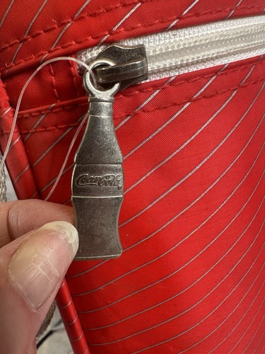 VINTAGE RETRO COCA COLA COKE 2L DRINKS BOTTLE COOLER BAG PICNIC 90’s - Picture 8 of 9