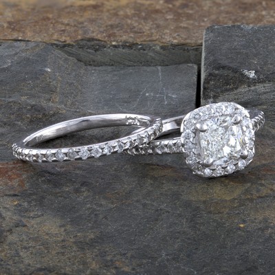 Gia Certified 2 0ctw Natural Cushion Diamond Gold Halo Ring Band