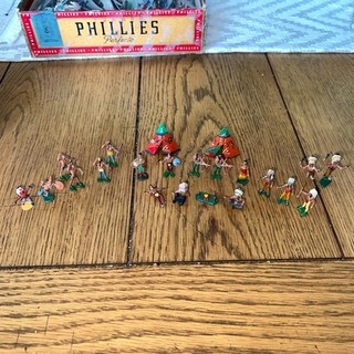 Vtg MARX Miniature Western Wagon Train Attack Playset 19 Indians More 1” Tall