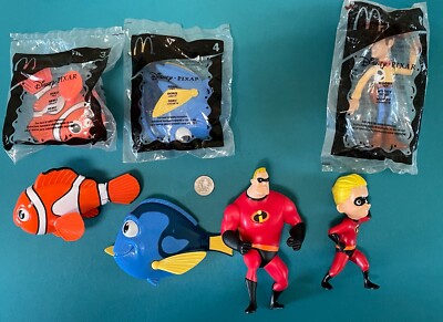 激レア　Disney PALS フィギュアセット 27個入り Disney Tote Ily Teenies Doll Mystery Set - Assorted, 1 ct - King