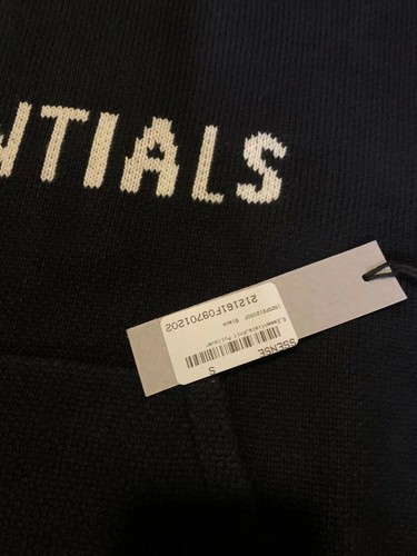 Neu mit Etikett Essentials Strick Logo Hoodie ~ Größe: S ~ schwarz & taupe (ausverkauft) - Bild 11 von 18