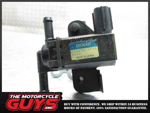 2004 2005 04 05 HONDA CBR1000RR CBR 1000RR OEM PURGE SECONDARY VALVE 136200-1330 - 第 1/12 張圖片