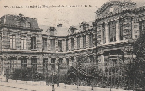 CPA 59 LILLE MAGASIN G.BRUYNEEL CHAPEAUX ENFANTS FILLETTES RUE VIEUX FAUBOURG