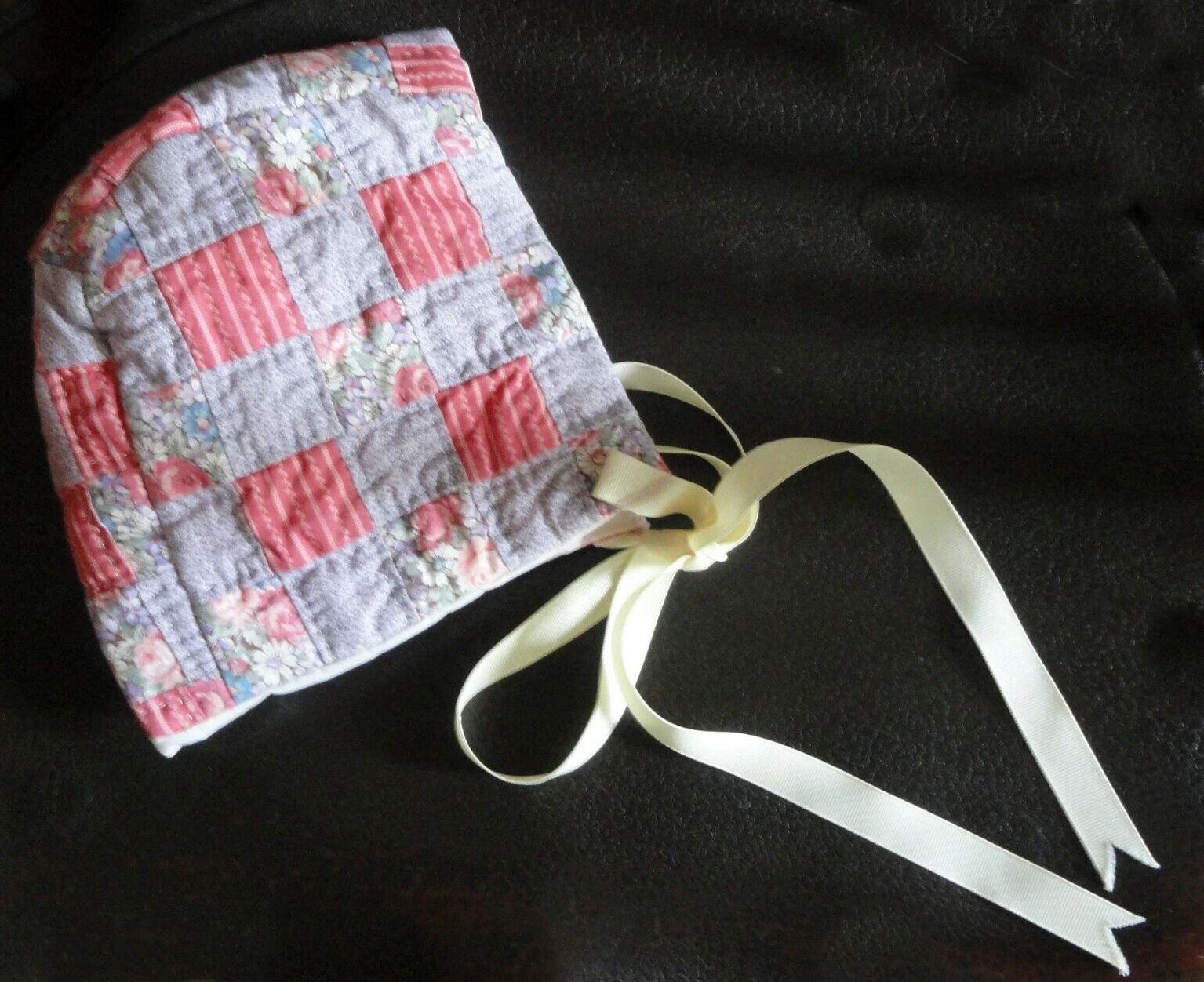 VTG Hand Quilt 9 Patch Baby Bonnet Lined Pink Violet Grosgrain Ties Sz 12-24 Mos