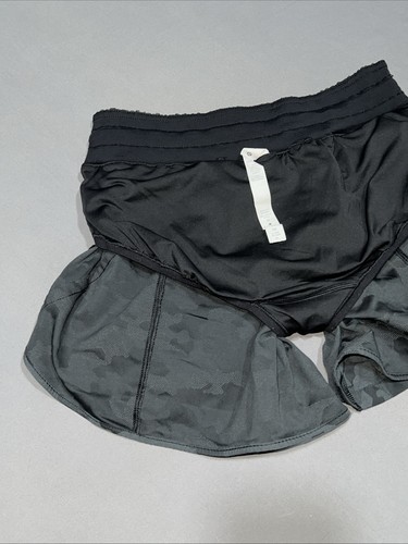 Pantalones Cortos Atléticos Forrados Lululemon Para Mujer’s 6 Negro Camuflaje -4431 - Imagen 16 de 18