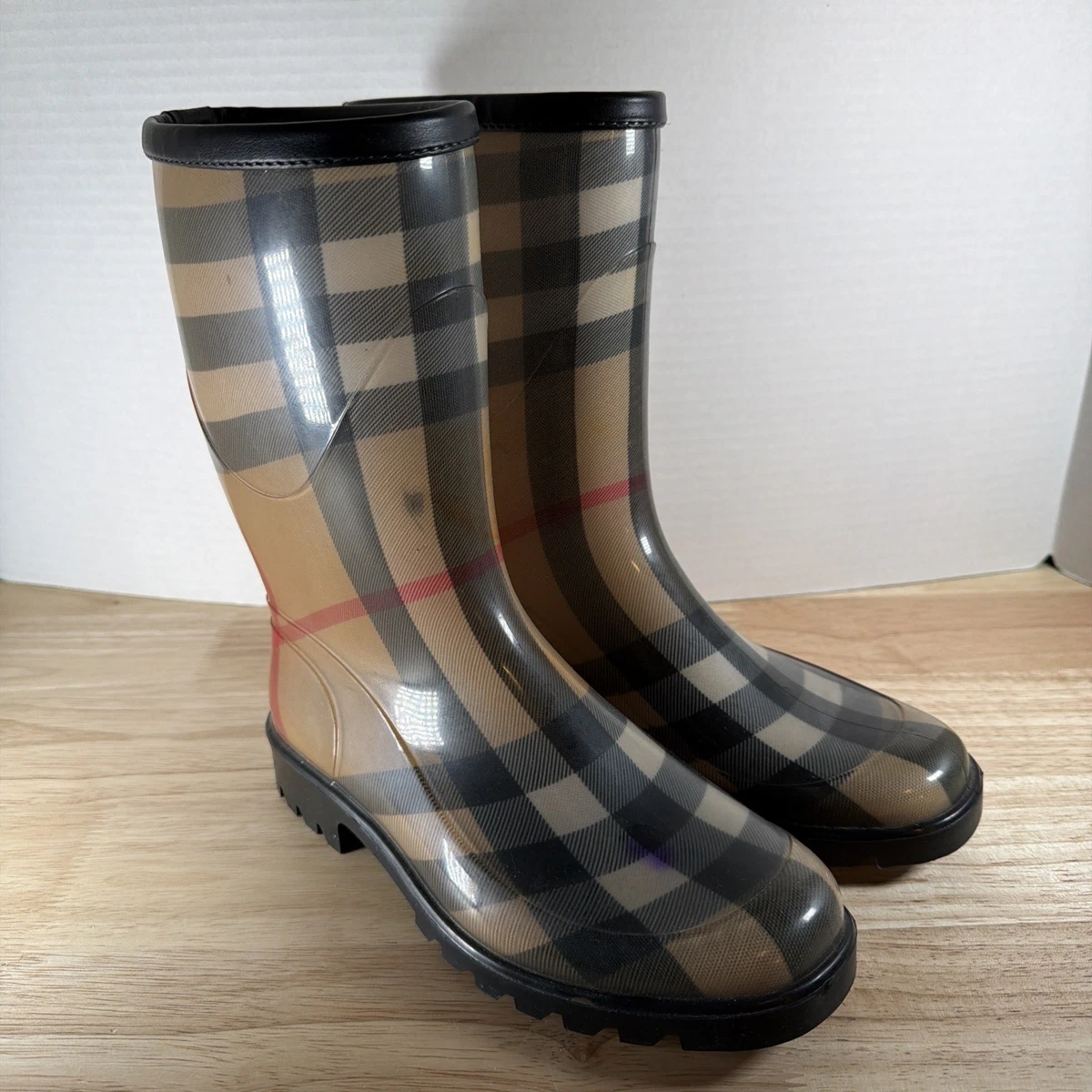 BURBERRY Haymarket Rain Boots Classic Check Size 35 Made In Italy READ! s-l1200.jpg main image 2