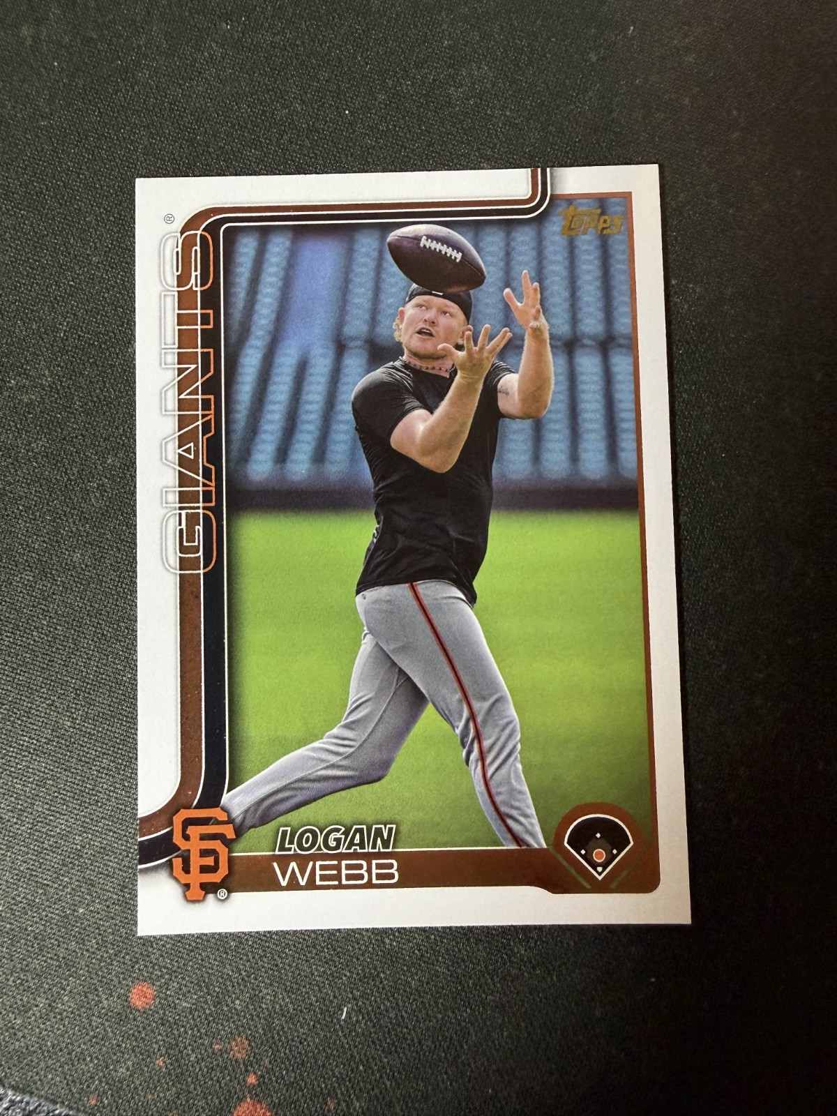 2025 Topps Series 1 Logan Webb #242 Golden Mirror Image Variation SSP Giants
