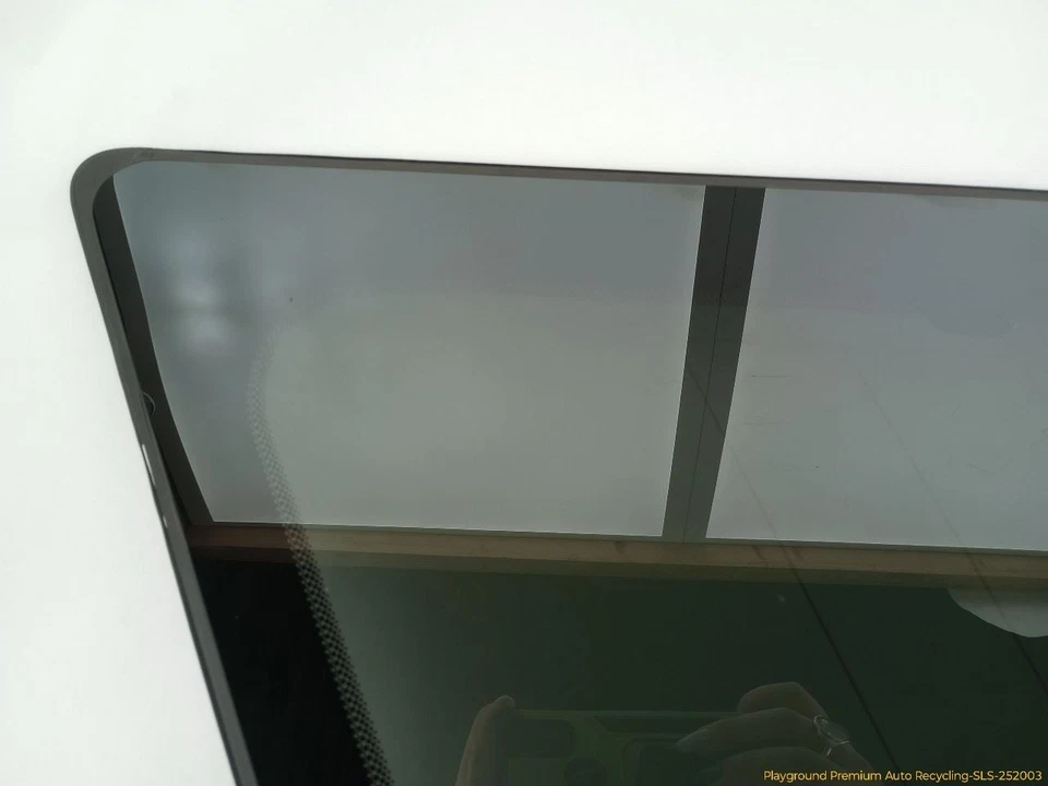 Land Rover LR2 Driver Left Rear Quarter Window Glass With Tint Fits 2008-2015 08 - Image 3 of 4