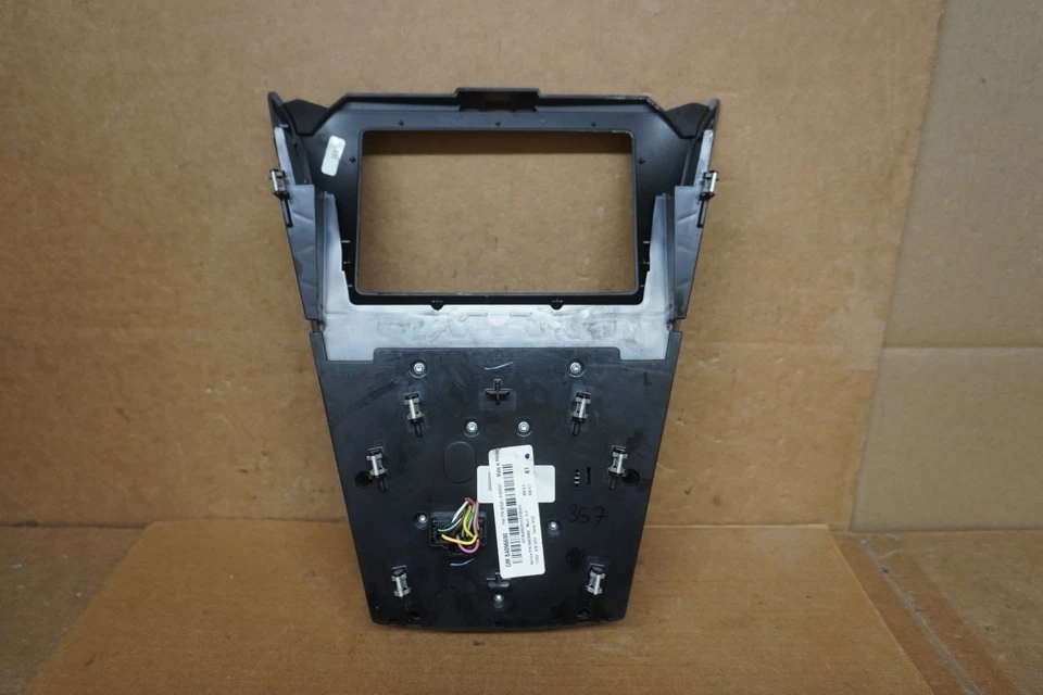 GMC Terrain SLE 2016 2017 AC temperatura medios radio control panel OEM 84096690 Foto 2 de 4