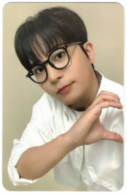 Ateez Jongho Nacific Flowering Day, Dear Youth, Playground