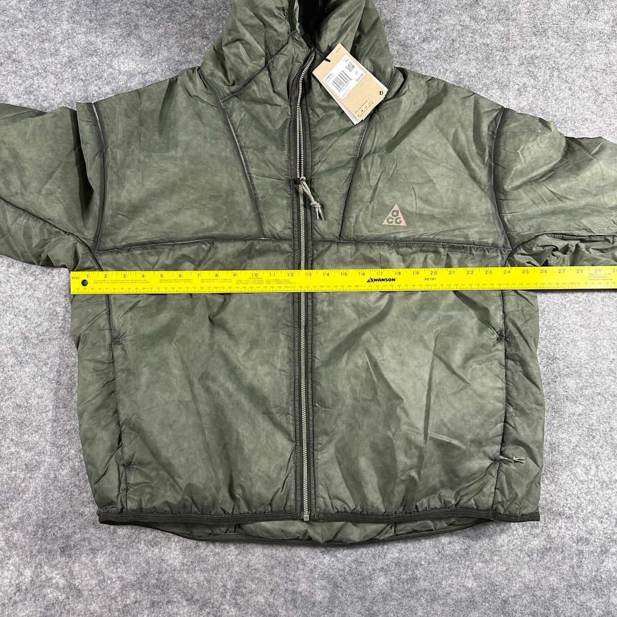 New Womens Nike ACG Therma-Fit ADV Primaloft Jacket Green DJ1261 New Womens Nike ACG Therma-Fit ADV Primaloft Jacket Green DJ1261