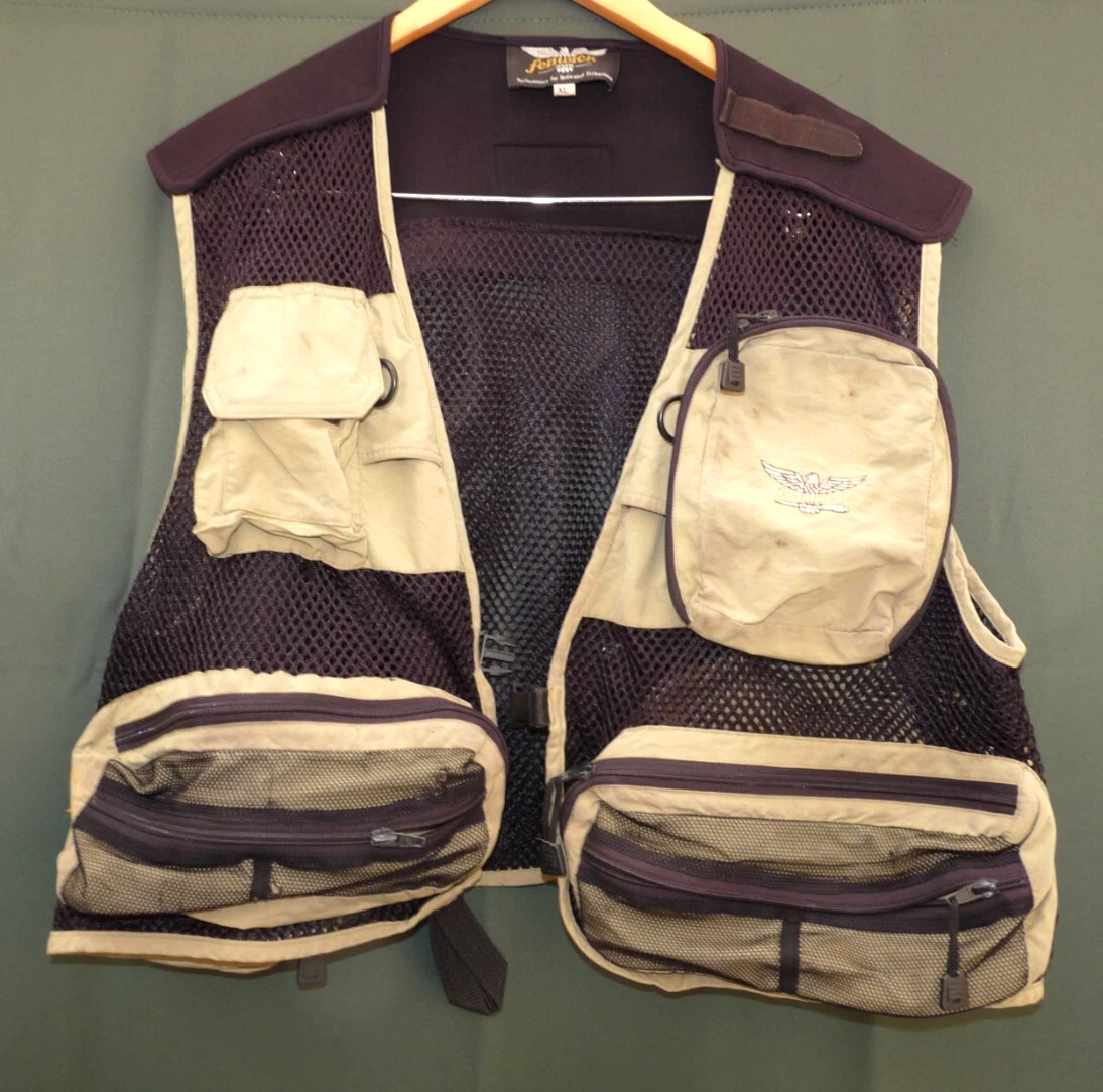 Fenwick multi pocket fly fishing waistcoat, mesh panels unisex XL Mk1015