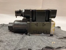 Nachi,SS-G01-A3X-R-D2-20,Solenoid Directional Control Valve