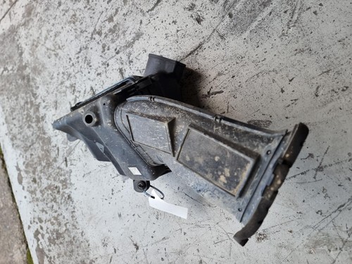 HOLDEN STATESMAN/CAPRICE AIR CLEANER/BOX 3.6, WM, 09/06-04/13 06 07 08 09 10 11 - Picture 2 of 4