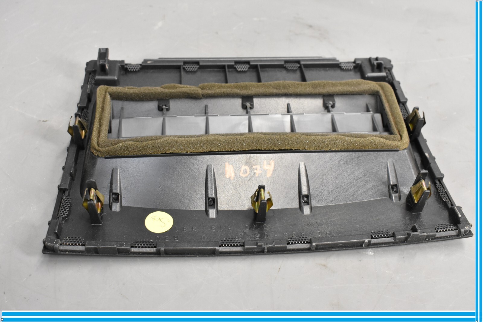 Bentley Continental 2005-2010 Upper Air vent trim