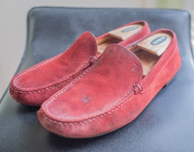 TOD's men burgundy suede solid moccasins US size 9,5, UK 8,5