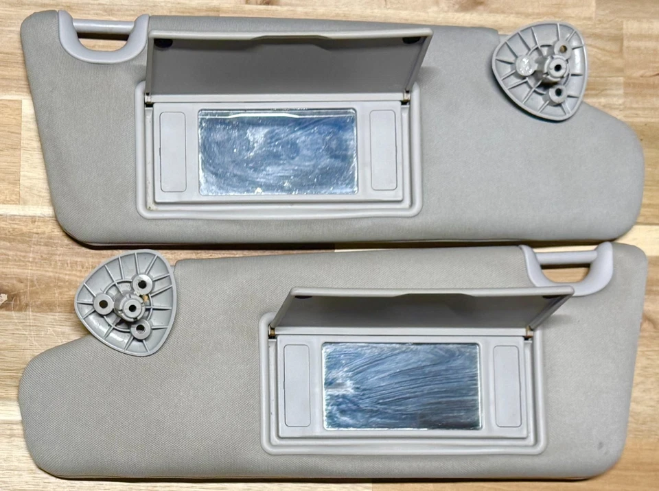 Parasoles grises laterales para conductor y pasajero Chevrolet HHR 2006-2011 OEM Foto 2 de 3