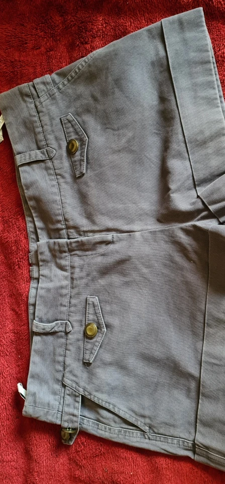 TOPSHOP 100% Cotton Grey Rolled Cuff Shorts Size UK16 EUR44 W36"-38" L3" Rise10" - Image 4 of 4