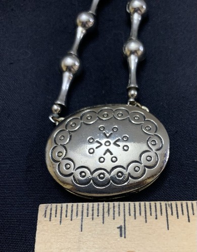 Vtg. Estee Lauder 1973 Moonsilver Perfume Pendant Necklace Silvertone - Picture 8 of 11