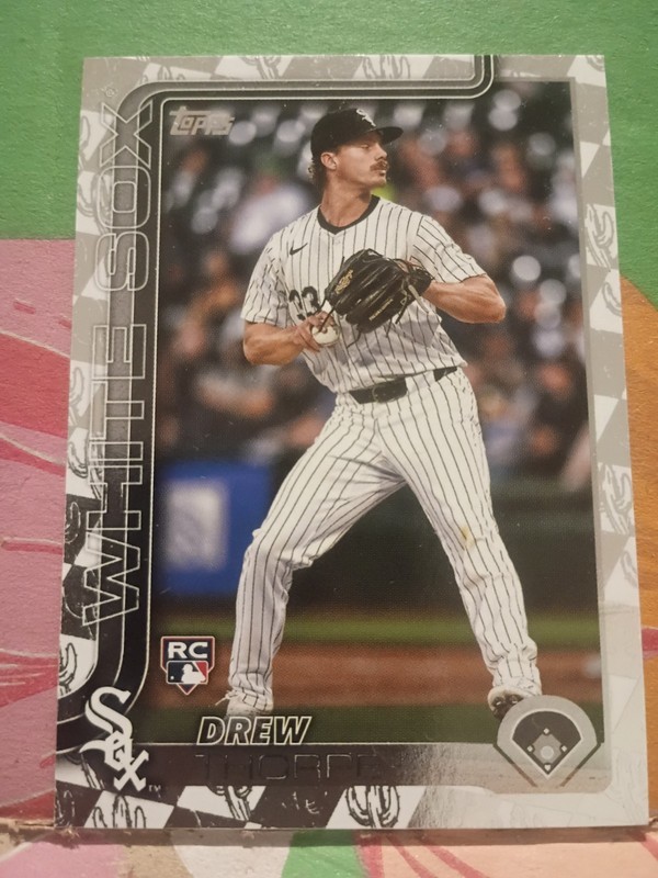 2025 Topps Series 1 Drew Thorpe #320 Spring Training Cactus Rookie RC White Sox