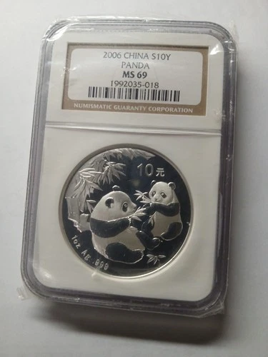 2006 SILVER CHINA 10 YUAN PANDA COIN NGC MS69