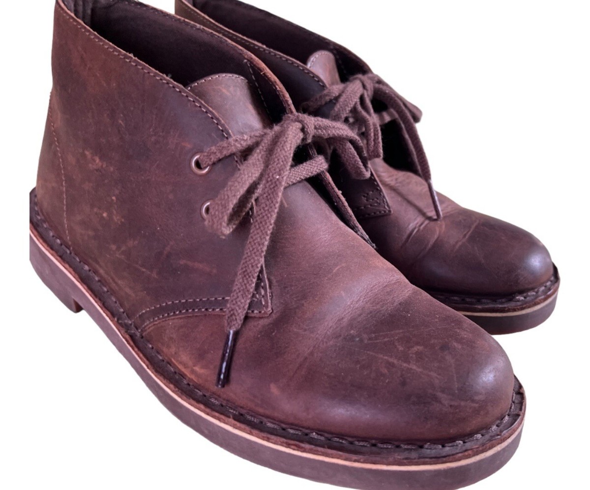 CLARKS Navy Blue Leather Chukka Boots Mens Sz 11 in GUC Men main image 4