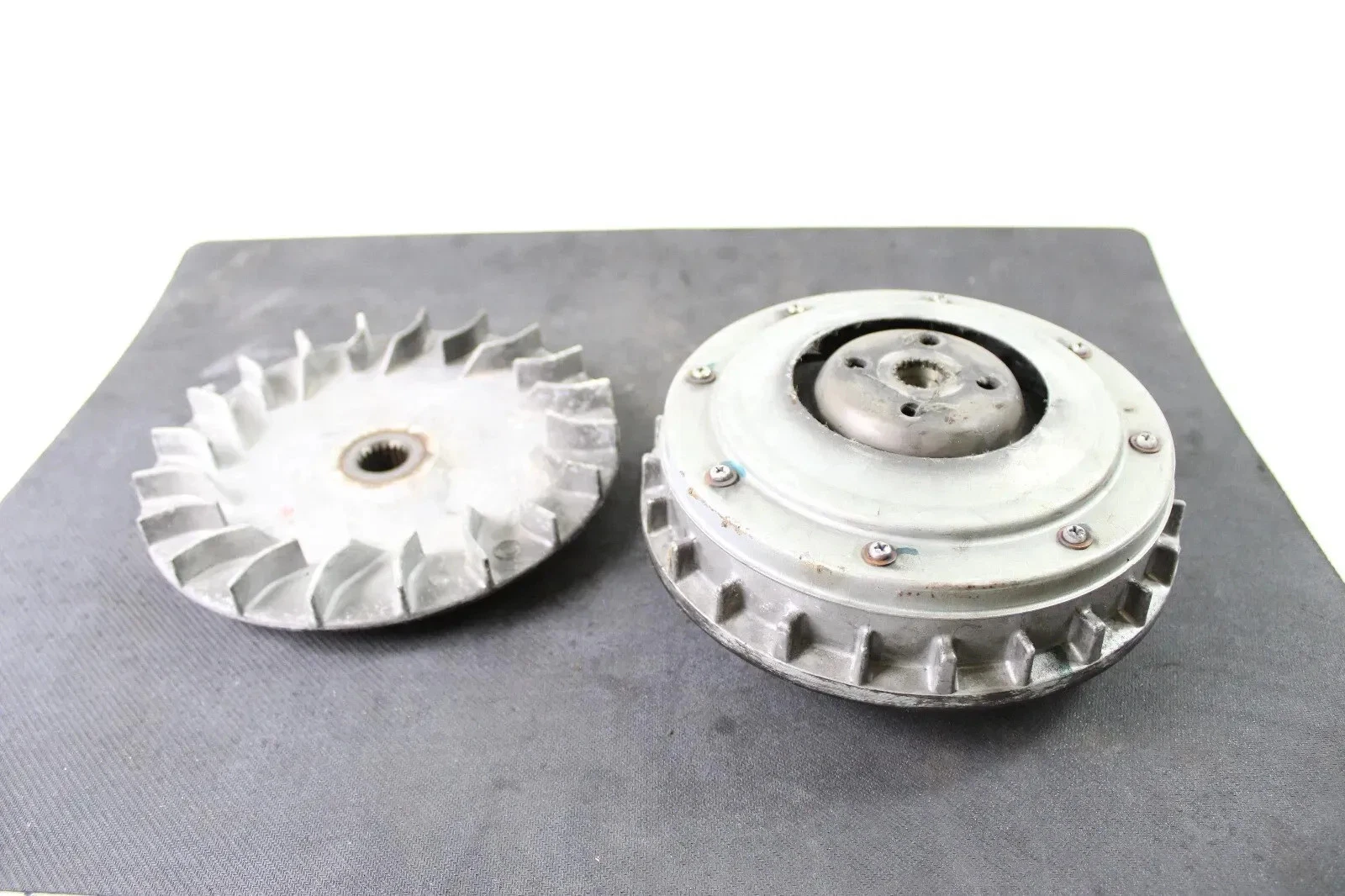 2008 YAMAHA KODIAK 700 4X4 PRIMARY DRIVE CLUTCH YFM700 B4450/3B4-17611-00-00